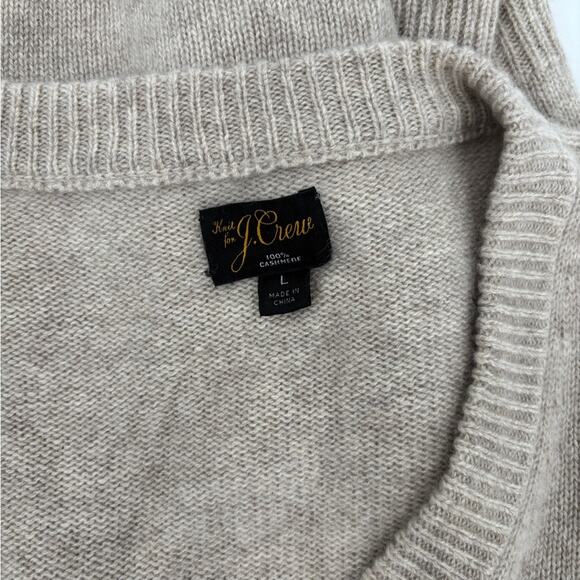 J.Crew Relaxed midweight cashmere V-neck sweater - Picture 4 of 7